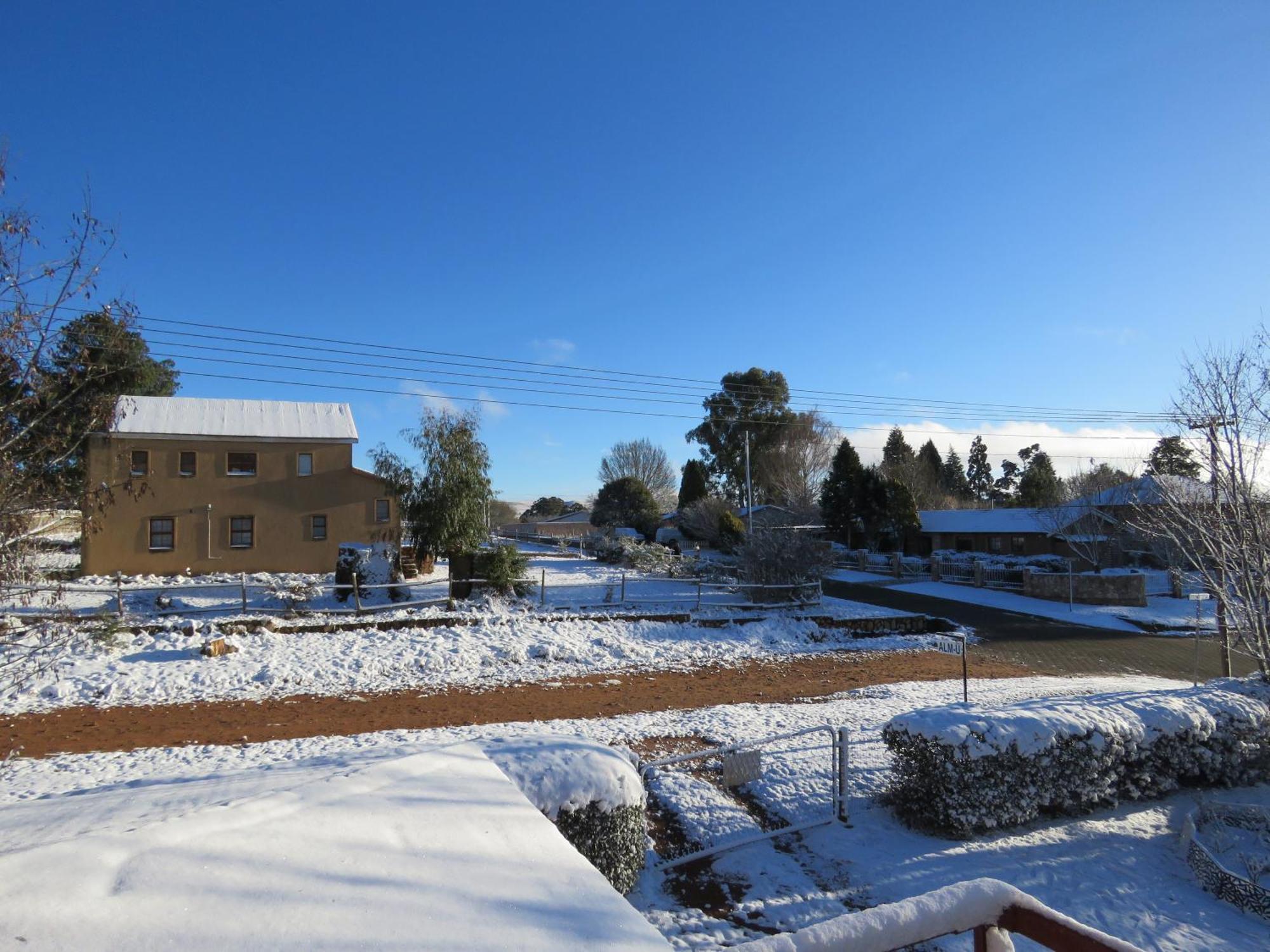 Alm-Ue Villa Dullstroom Bagian luar foto