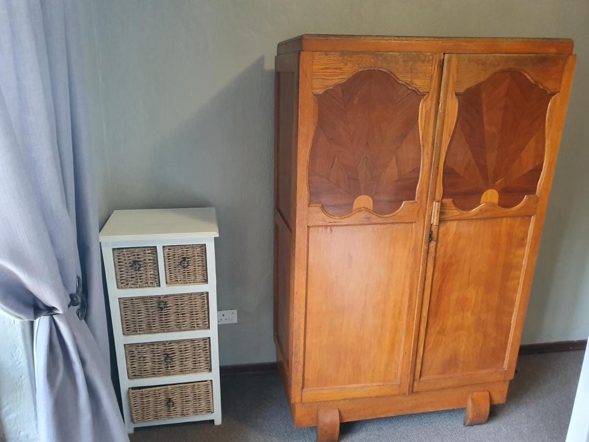 Alm-Ue Villa Dullstroom Bagian luar foto