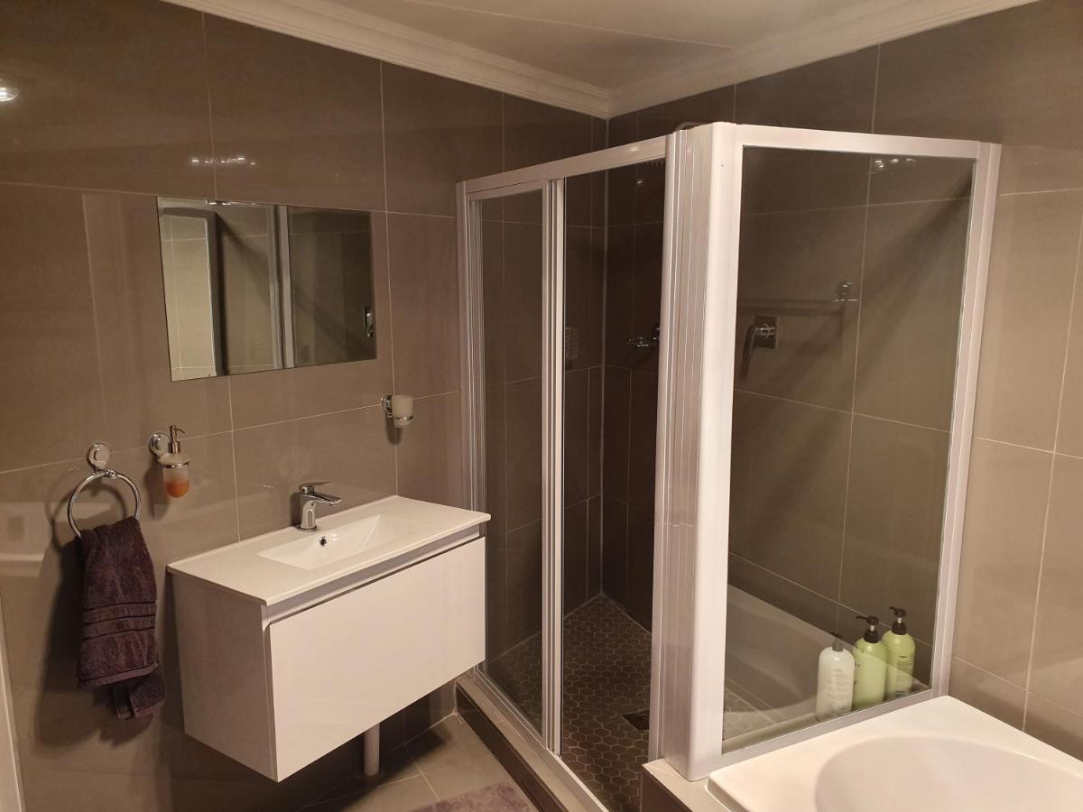 Alm-Ue Villa Dullstroom Bagian luar foto